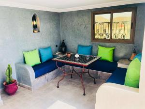 Zakar Apartments & Terrace