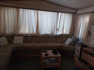 Bungalow accueillant à Gassin, 30 m², piscine partagée