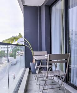 Modern Studio Casablanca Quartier des Hopitaux Near Maarif Tram Terrace Parking - Laa