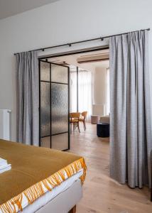 Stylishly renovated apartment with city view