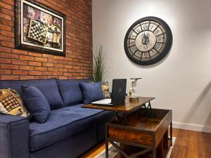 Remezzo 18 Spacious 2BR Apartment in City Center Quiet Stay Full Amenities