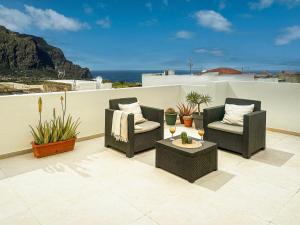 Sunset Terrace Studio - Ocean View - Top Floor