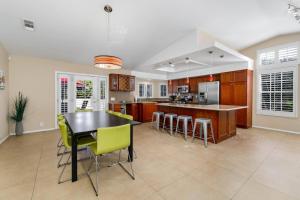 Palm Springs Oasis | Pool & Spa Retreat