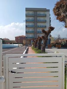 Suite Fronte Mare con Terrazza e Posto Auto