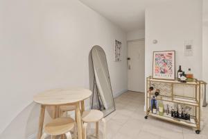 Lavish Apartment in Downtown Manhattan New York