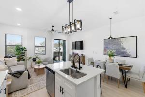 Ventus Residences 4 King Suites The Overlook