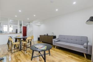 Bright 2BD Maisonette - Kennington!