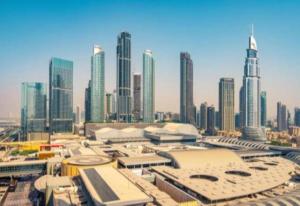 Urban Chic 1BR - Dubai Mall Access, Pool & Parking