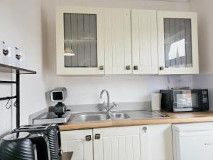 Studios & Ensuite Doubles - Central RG1 - Oracle - Station & Hospital