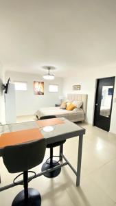 10 OFF Loft Steps to Cintermex & Fundidora