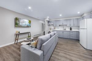 Brand New Suite in DT - Casa Hotels College