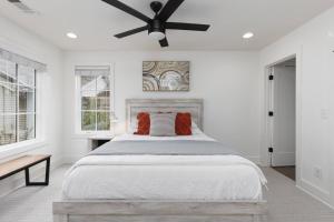 Townhome with Rooftop Garage Pool Table by Belmont and Vanderbilt