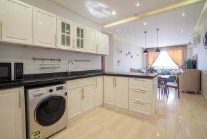 Darstays Royal Threebedroom Al Malqa