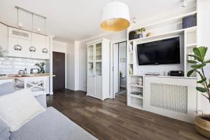 City Center Marszałkowska 2 Rooms Metro 1 min View & Balcony by P&M