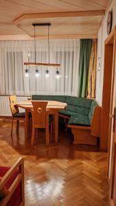 Vintage Apartment