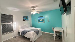 4 Bedroom House with Heated Pool in Cape Coral