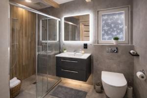 Domki Kapitańskie z prywatnym polem do gry w Mini Golf