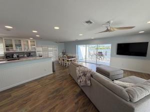 Million Dollar Matlacha Views 2bed2bath Heated Pool Gulf front