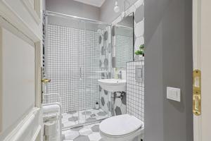 Kronvalda Apartment - Walk to Old Town - Free P