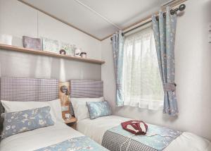 Willows Holiday Park