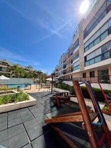 Apartamento completo no Centro de Itaipava - CondomínioSuites