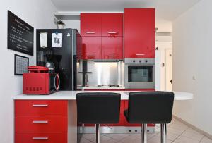 Seafront Luxury Two-Bedroom Apartment in Sutivan, Brač