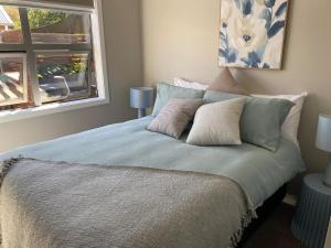 10 out of 10 Rated 3BR Home in the Heart of Clyde with Free Parking