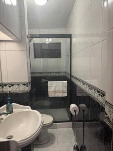 Apartment with a royal heart, green park and hills