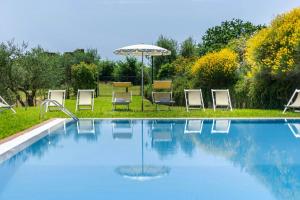 Large Country House Near Lucca With Private Pool