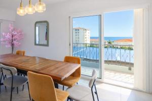 JEANNE DARC - Spacieux, 6 personnes, Vue Mer, Terrasse, Familial