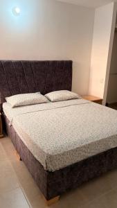 Walk 5 min to the beach in Capriella and terrace