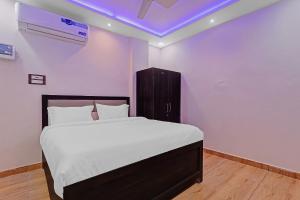 Hotel O Crystal Grand