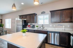 Cozy Farmhouse Central Valley Home