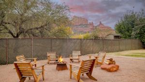 Sedona Sunrise by AvantStay