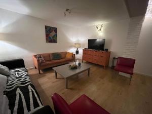 Cozy Holiday Home for 8 in Büllingen