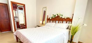 casa con piscina privada