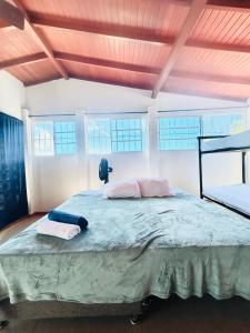 casa con piscina privada