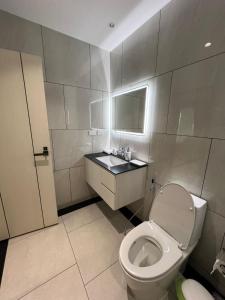 Title Legendary Bangtao Beach 1 Bedroom #8929