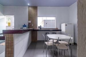 Apartamento para 6 com Vaga e Churrasqueira