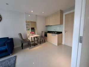 Grand Caribbean Condo
