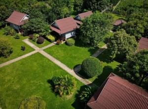 H&V Bungalow Vangvieng