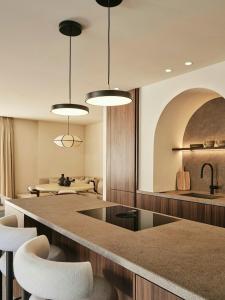 Villa Med Tagterrasse I Marbella Med Havudsigt