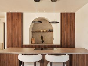 Villa With Rooftop Terrace Near Beach In Marbella