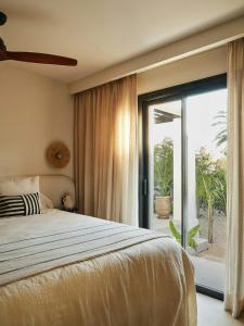 Villa With Rooftop Terrace Near Beach In Marbella