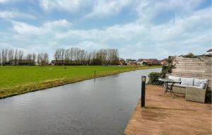 Cozy Home In Bunschoten-Spakenbu With Sauna