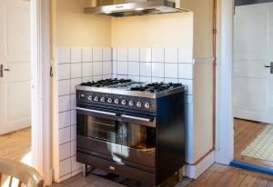 1930S House With Restored Details Near Sparreholm
