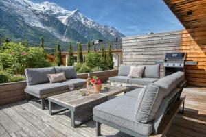 Beautiful Chalet With Jacuzzi In Chamonix