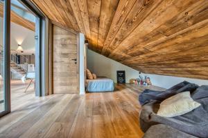 Beautiful Chalet With Jacuzzi In Chamonix