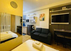Chic and Affordable Studio