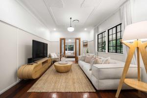 Treehaven House - Charming Queenslander in Maleny